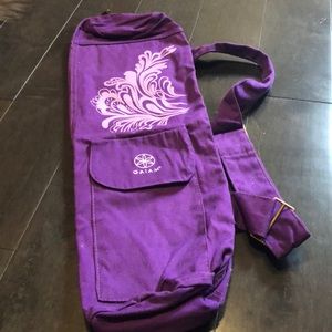 GAIAM yoga mat bag